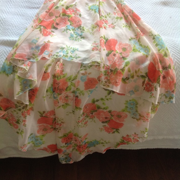 🐾2 summer dresses🐾 - Picture 5 of 7